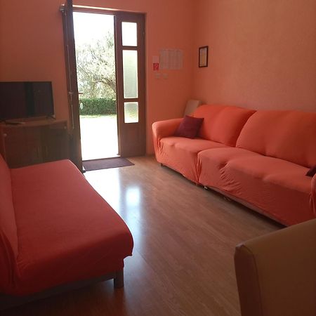 Apartman Vrisika Ll Makarska Apartment Екстериор снимка