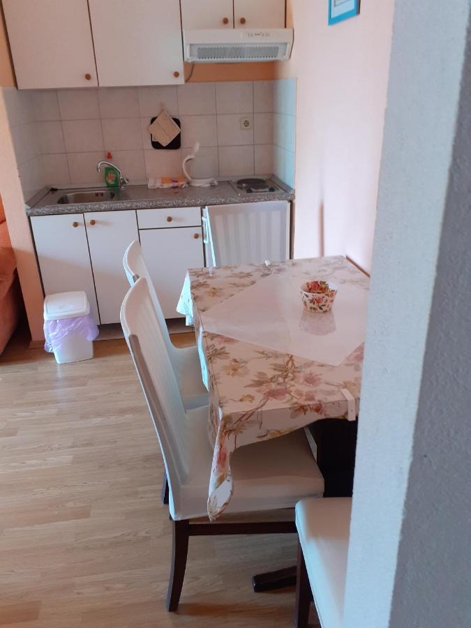 Apartman Vrisika Ll Makarska Apartment Екстериор снимка