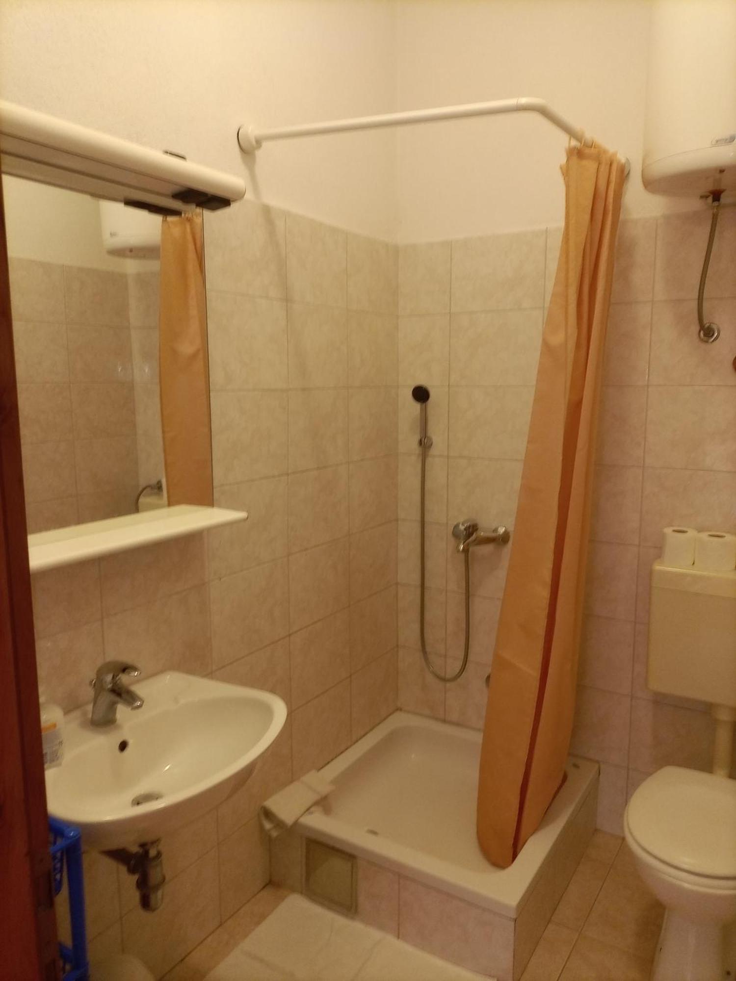 Apartman Vrisika Ll Makarska Apartment Екстериор снимка